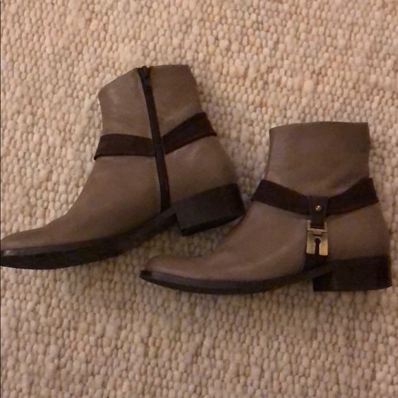 Leather and Suede Booties Great Condition - Picture 2 of 7
